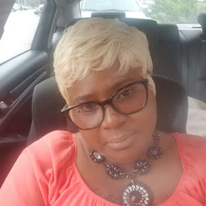 Meet your Posher, Beverly